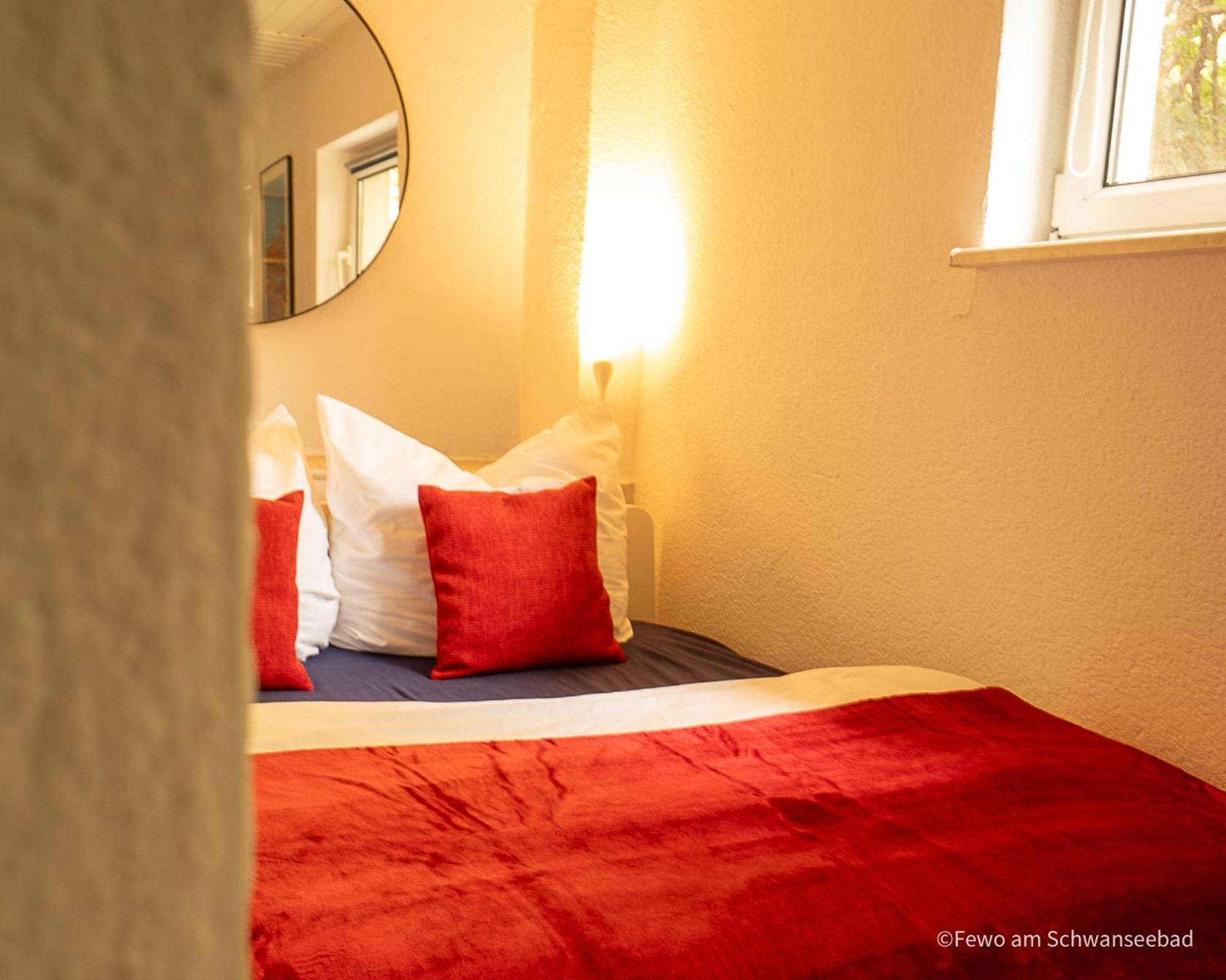 Fewo Am Schwanseebad Mit Garten - Ruhig, Familienfreundlich Und Zentrumsnah Βαϊμάρη Εξωτερικό φωτογραφία